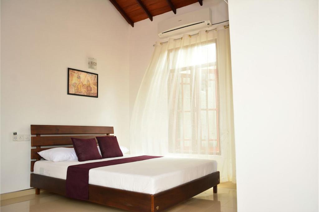 Tropical Garden Hotel Negombo Bagian luar foto